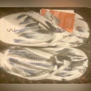 Double U Mens Black/White/Blue Flip Flops Size 9 New With Tags Unworn